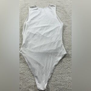 SHEIN White Sleeveless Bodysuit